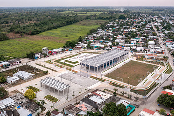 Спортивная площадка Каньялес в городке Карденас, в Мексике