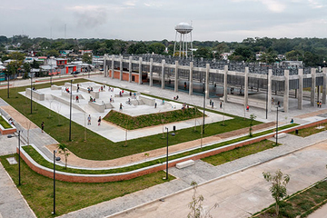 Спортивная площадка Каньялес в городке Карденас, в Мексике