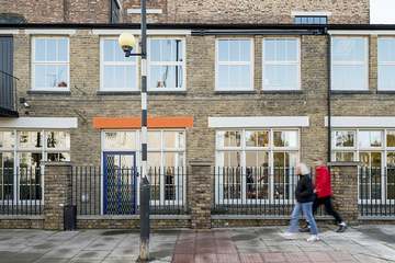 Яркий интерьер офиса Bakken & Bæck в Лондоне от Archmongers