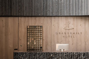 Дизайнерское агентство YOD Group спроектировало интерьер вестибюля в отеле
