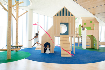 Сарит Шани Хэй спроектировала крытую детскую площадку в Тель-Авиве