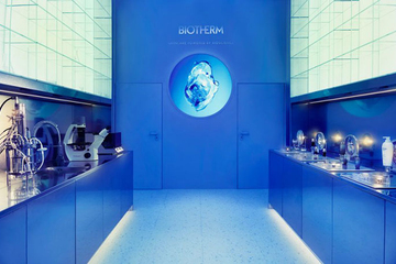 Концептуальный магазин Biotherm в Монако на базе научной лаборатории