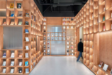 Полупрозрачное стекло и тишина – дизайн книжного магазина в Китае 